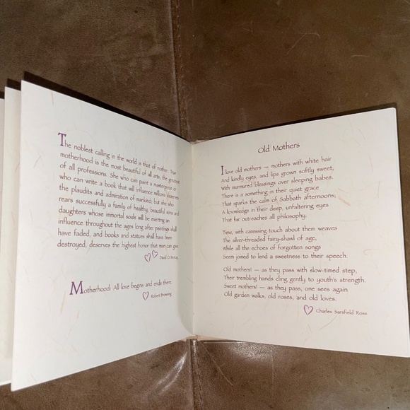 NWT The Language of A Mother’s Love Book - Picture 8 of 9